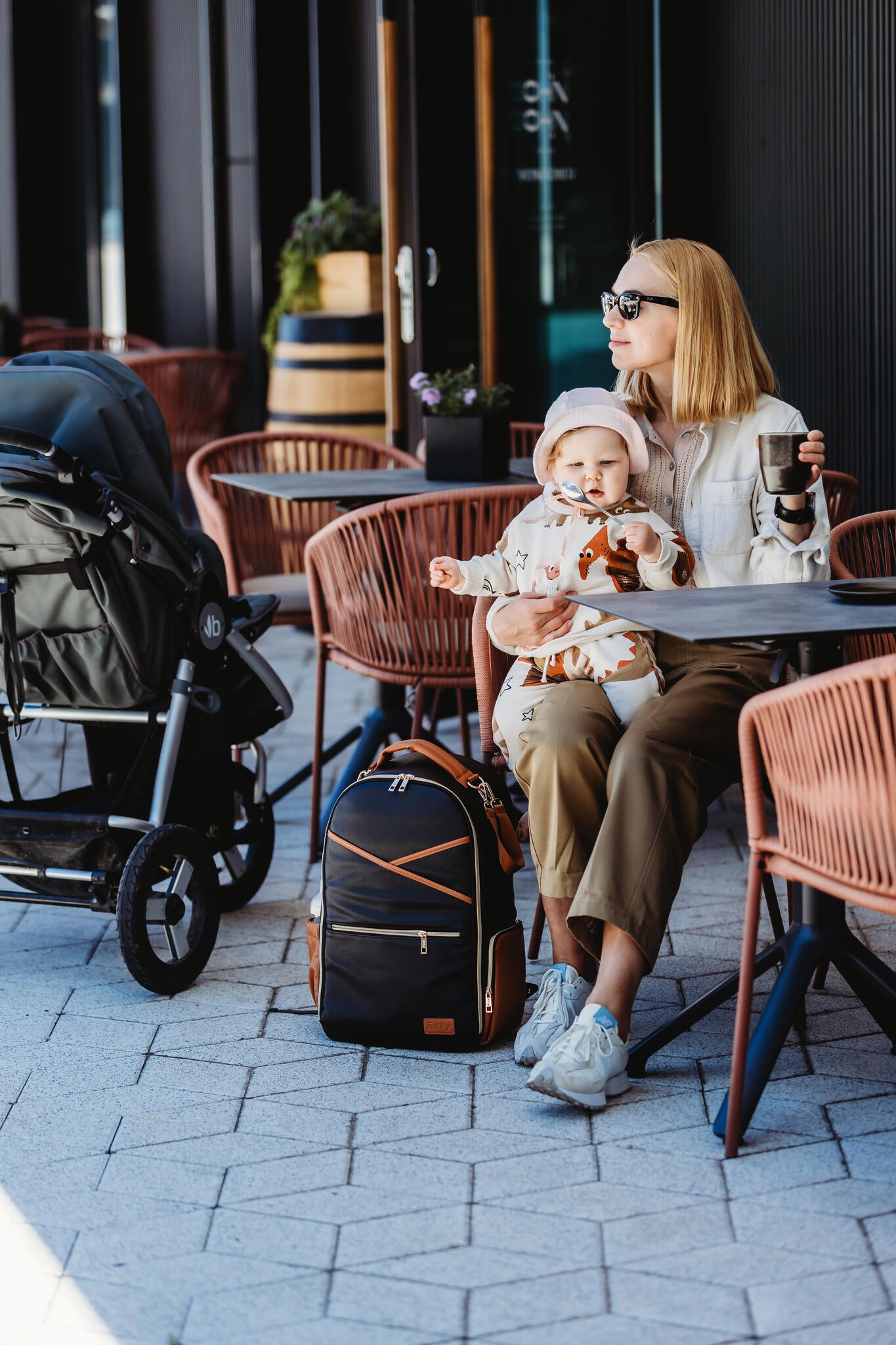 Large Diaper Backpack – Black Coffee